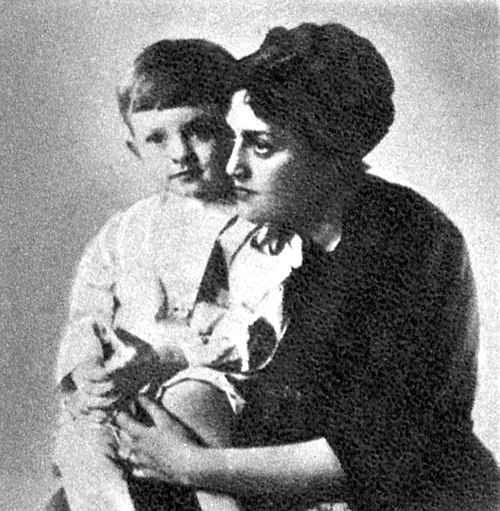 Welles with his mother, Beatrice Ives Welles