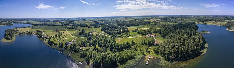 File:Zvirgzdu ezers-panorama - panoramio.jpg