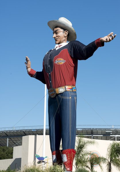 File:"Big Tex," a 52-foot-tall, metal-and-fabric talking cowboy who welcomed visitors to the Texas State Fair for 60 years, photographed in 2012, approximately one month before he was destroyed in a fire LCCN2013650769.tif