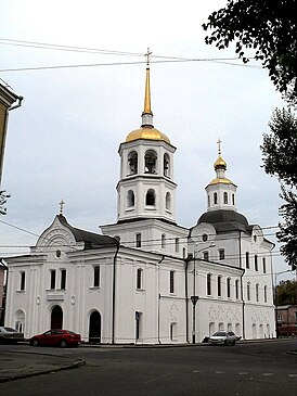 Irkoetsk.  Kharlampievskaya-kerk 3.JPG