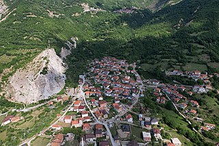 <span class="mw-page-title-main">Dolno Kosovrasti</span> Village in Southwestern, North Macedonia