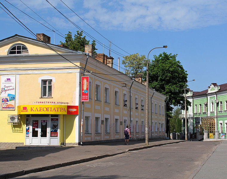 File:Рівне - Вул. Драгоманова, 17 DSC 5913.JPG