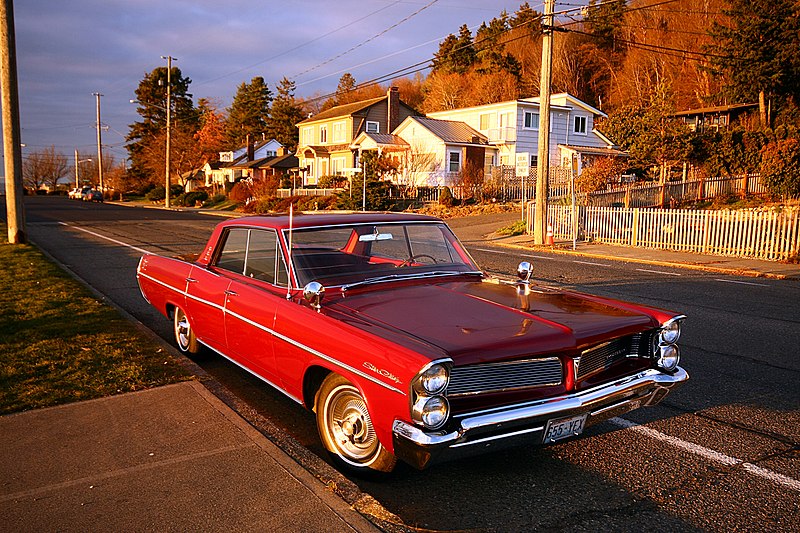 File:1963 Pontiac Star Chief Vista (5225744347).jpg