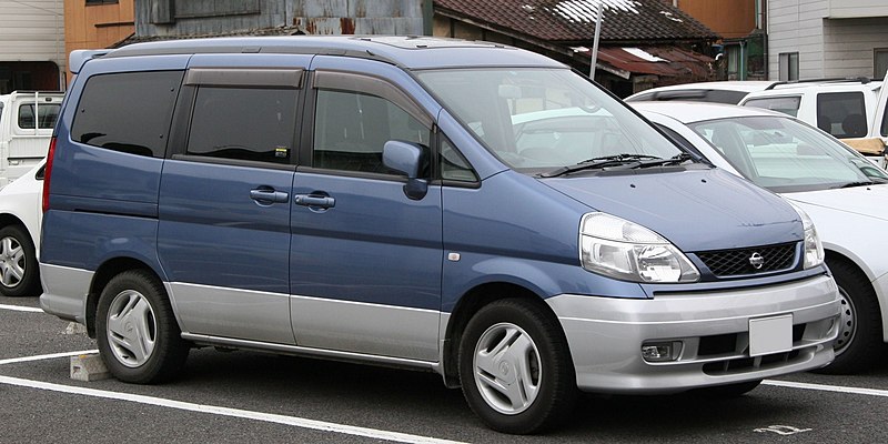 File:1999-2001 Nissan Serena.jpg