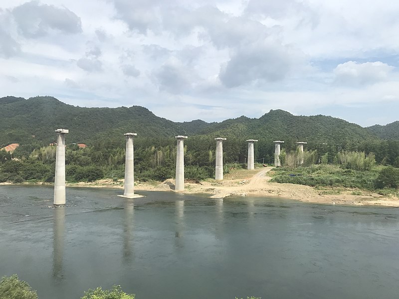 File:201806 Bridge Construction in Fugang.jpg