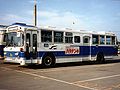 路線バス譲受車の例（帯広営業所にて1994年に撮影） 524-3693