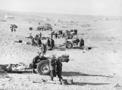 British battery of 6-inch howitzers in action at Tobruk, 23 January 1941