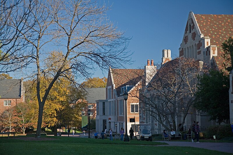 File:Agnes Scott College - Across the quad.jpg