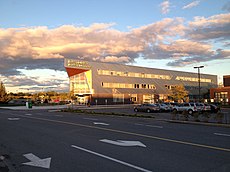 The student commons building at Algonquin College in Ottawa, Ontario. Algonquincollegestudentcommons.jpg