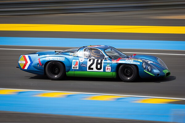 The Alpine A220 driven by Grandsire/Larrousse, photographed at the 2015 Le Mans Legends race