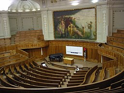 Anfiteatro da Universidade da Sorbona. París