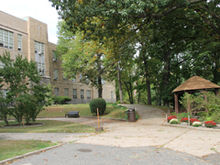 The school in the spring of 2014 Amsu schoolpic.jpg