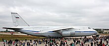 La vista laterale del An-124.