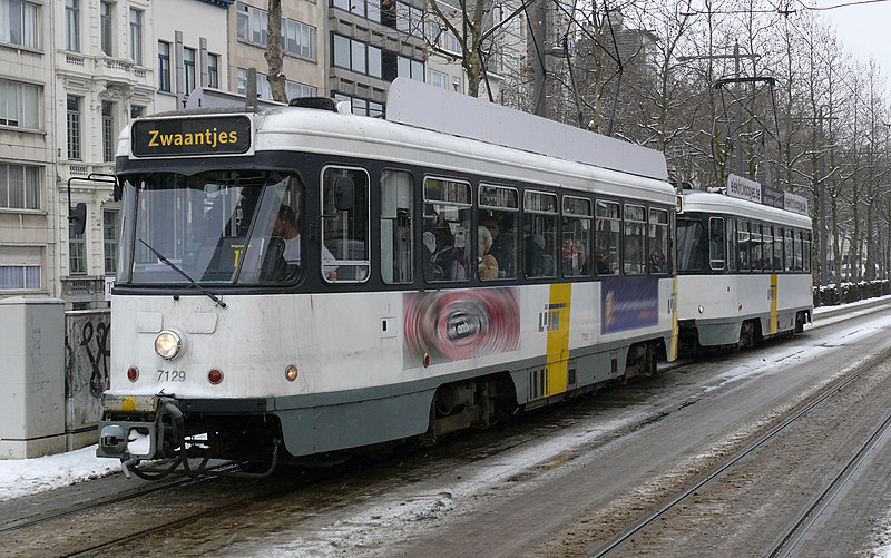 File:Antwerp tram part route zwaantjes.jpg