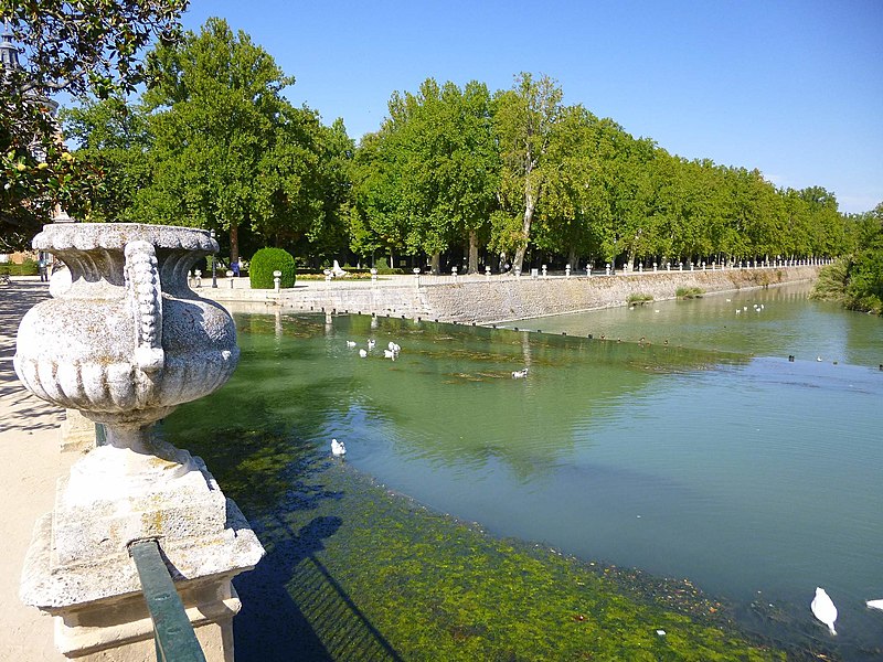 File:Aranjuez - Real Sitio, río Tajo 02.JPG