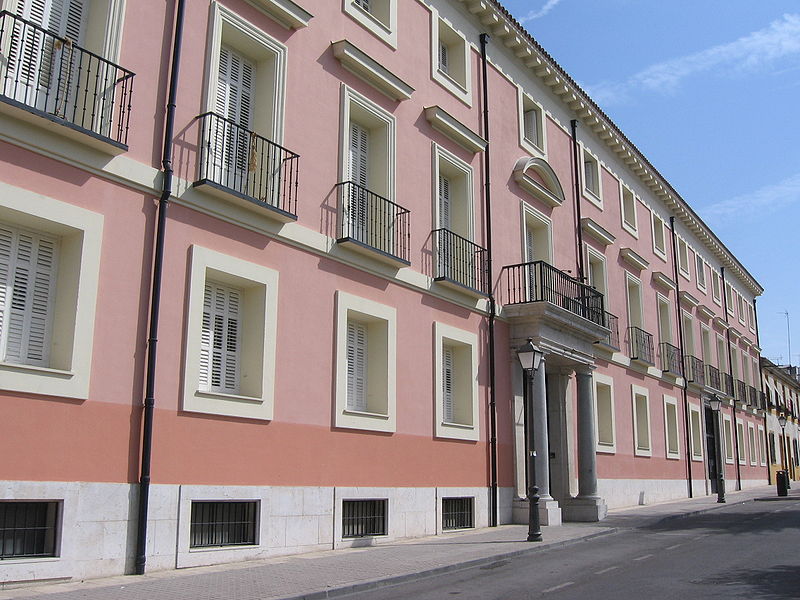 File:Aranjuez CasaGodoy1.jpg