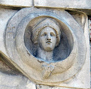 Minerva com o gládio e a armadura do troféu