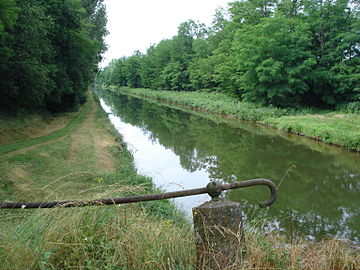 Artaix, canal de Roanne à Digoin..