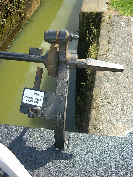 File:BCN water conservation lock.jpg