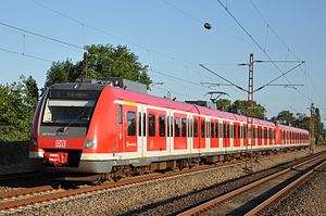 422 double traction in use on the S 6 near Langenfeld