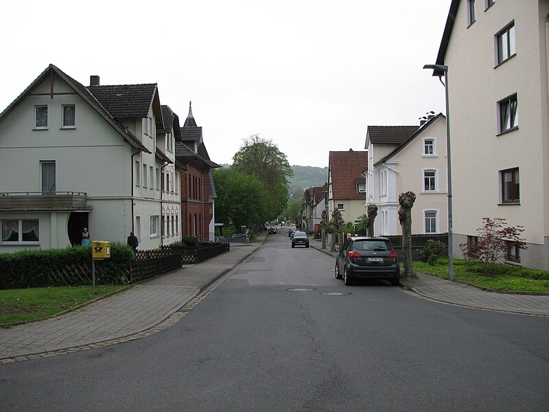 File:Bahnhofstraße, 2, Lügde, Landkreis Lippe.jpg