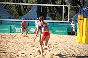 Deutsch: Beachvolleyball bei den Olympischen Jugendspielen 2018; Tag 8, 14. Oktober 2018; Mädchen, Achtelfinale – Bolivien-Puerto Rico 0:2 (18–21/18–21 ) English: Beach volleyball at the 2018 Summer Youth Olympics at 14 October 2018 – Girls Round of 16 – Bolivia-Puerto Rico 0:2 (18–21/18–21 )