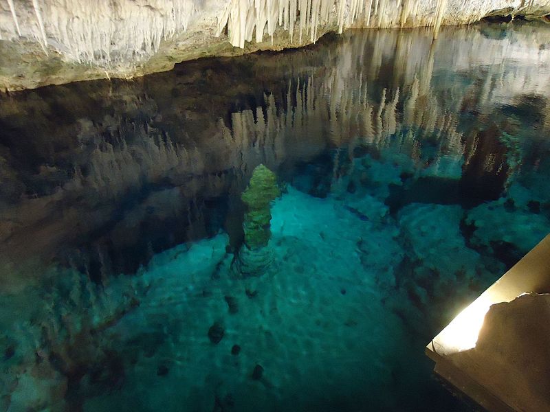 File:Bermuda (UK) image number 219 caves.jpg