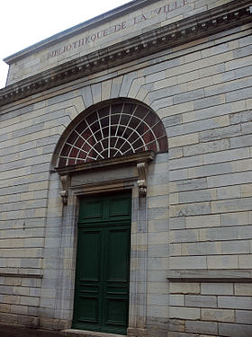 Façade de la bibliothèque d'étude