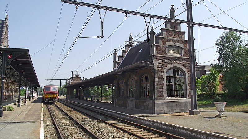 File:Binche station 6.jpg