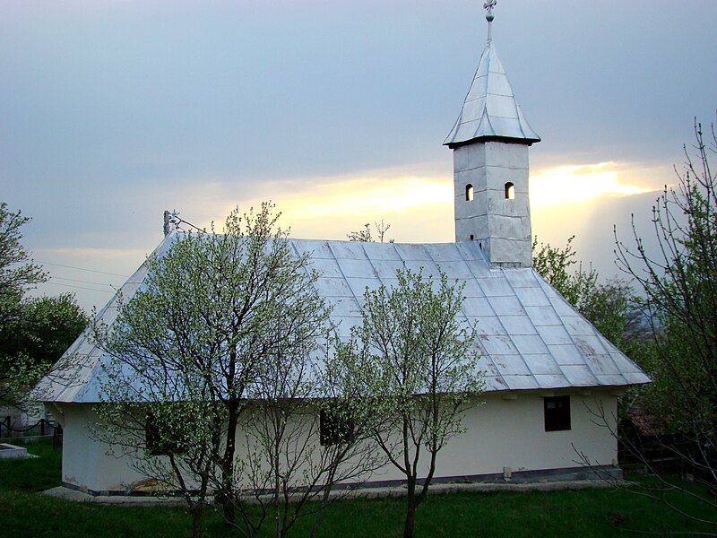 File:Biserica de lemn din Copand 2009 (21).jpg