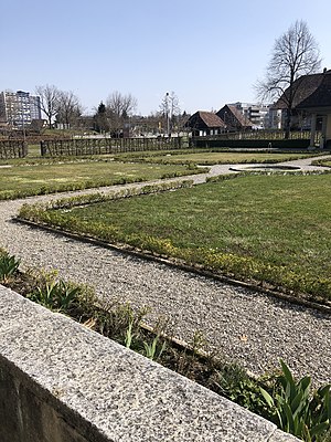 Brünnen: Geschichte, Baufelder: Wohnraum und Schule, Handel und Gewerbe