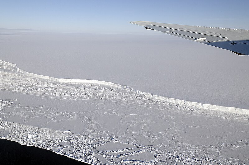 File:Brunt Ice Shelf (6245421670).jpg