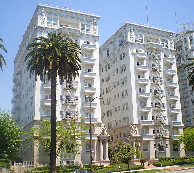 File:Bryson Apartment Hotel, Los Angeles.JPG