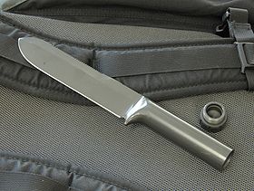 Chris Reeve "Survival Knife" -- a custom piece that was the forerunner to the One Piece Range manufactured at Chris Reeve Knives CR 1st One Piece knife.JPG