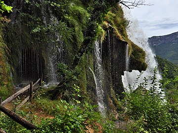 Fußgängertunnel unter dem Wasserfall de Gournier