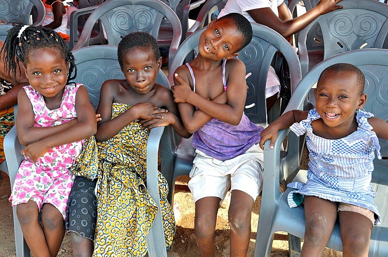 File:Children from Ghana attend a health fair with their families, 2012.jpg