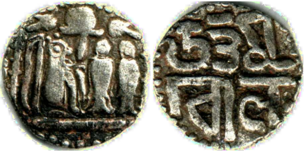 An early silver coin of king Uttama Chola found in Sri Lanka shows the Chola Tiger sitting between the emblems of Pandyan and Chera