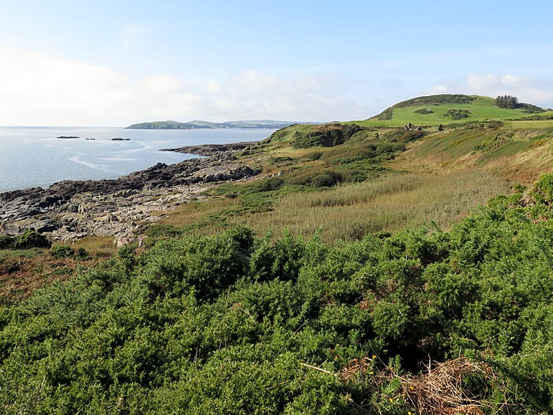 File:Coastal scenery near Rae's Port - geograph.org.uk - 6274379.jpg