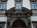 Il portale barocco. / The baroque portal.