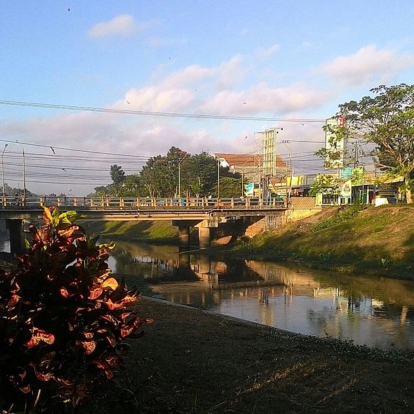 File:Daerah Aliran Sungai Ngrowo.jpg