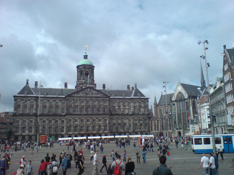 File:Dam Square 03 977.PNG