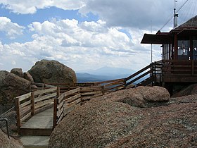 Devil's Head Lookout with Pikes Peak in the background