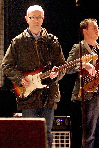 <span class="mw-page-title-main">Dik Evans</span> Irish alternative rock guitarist, early U2 member