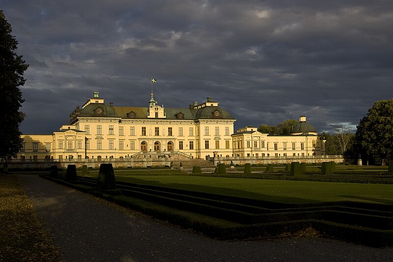 File:Drottningholms slott storm.jpg