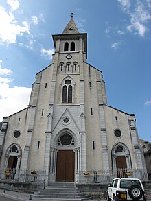 File:Eglise-Laruns_002.jpg