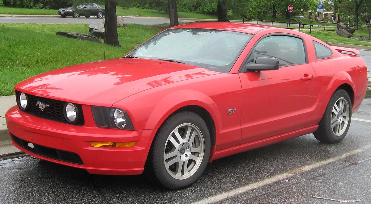 Ford Mustang 2005 – Wikipedia