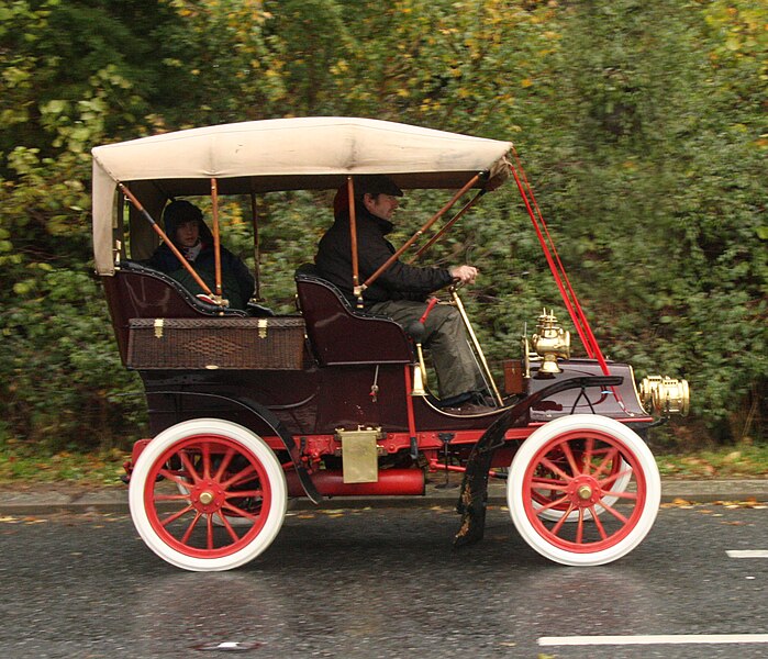 File:Franklin 1904 Model 10 on London to Brighton VCR 2009.jpg