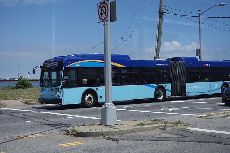 File:From the Q53 SBS td (2018-06-20) 28 - North Channel Bridge.jpg