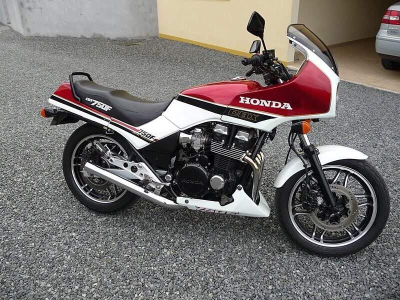 A História de uma lenda: o primeiro teste da Honda CBX 750F