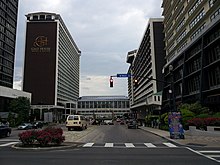 The Galt House, 2012 (pre-renovation) Galt House Towers.jpg